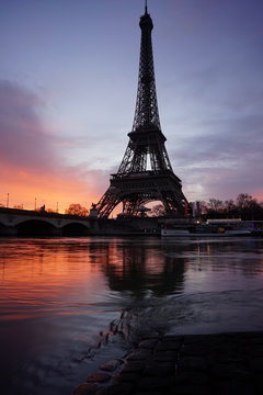 Paris Monument 186