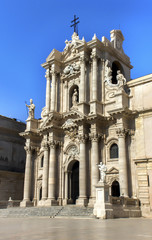 Fototapeta na wymiar Facade of the cathedral of Syracuse, Italy.