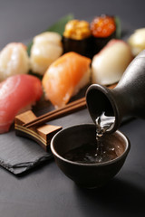 日本酒と寿司　Japanese Sake and Sushi