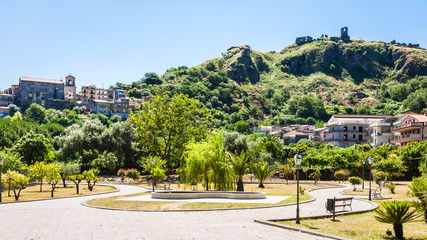 Obraz premium view of Francavilla di Sicilia town in Sicily