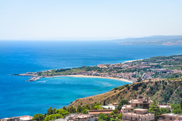 Fototapeta na wymiar view of Taormina city and giardini naxos resort
