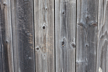 Vertical worn plank wall