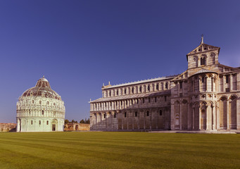 Fototapeta na wymiar The Cathedral Santa Maria Assunta and Baptistery of St. John_Pisa, Tuscany, Italy, Europe