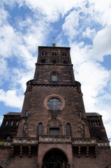 Fototapeta na wymiar Kirche St. Adalbert in Aachen, Nordrhein-Westfalen, Deuschland