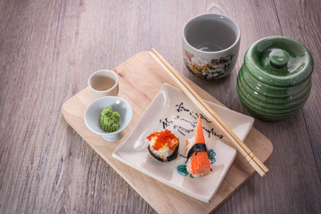 Fototapeta na wymiar japanese sushi set