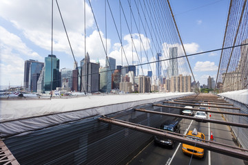 Fototapeta premium Manhattan skylinefrom the Brooklyn Bridge.