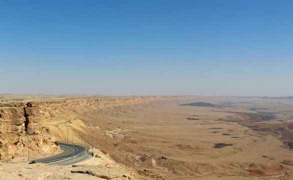 Mizpe Ramon lookout to Big Crater in the Desert of Negev, Israel