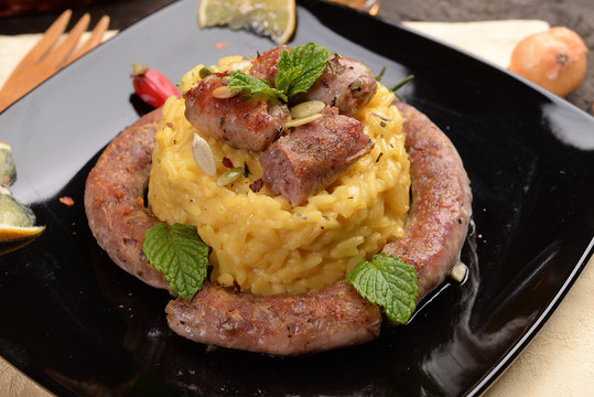 Saffron risotto with sausage
