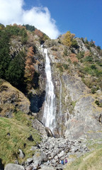 Fototapeta na wymiar Partschinser Wasserfall, Meraner Land