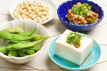 Tofu, edamame, natto and soy beans - 141189765