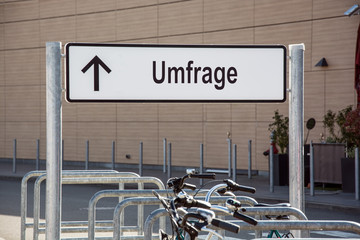 Schild 171 - Umfrage