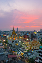 Sunset sence of Wat Traimit Witthayaram Worawihan