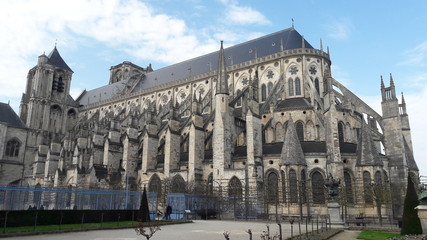 Fototapeta na wymiar Cathédrale Saint-Étienne de Bourges