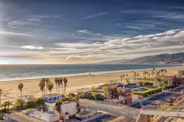 View of Santa Monica beach and traffic on Pacific Coast Highway - obrazy, fototapety, plakaty