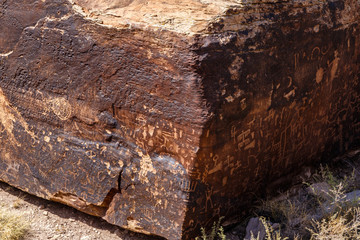 Petroglyphs of Newspaper Rock, a group of rockfaces with over 650 ancient carvings in Petrified Forest National Park, Arizona. The designs were created between 650 and 2,000 years ago.