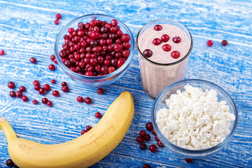 cranberry and banana smoothie