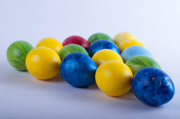 Fototapeta na wymiar Easter multi-colored eggs