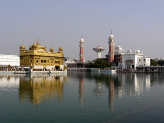 Early afternoon at the Golden Temple, Amritsart