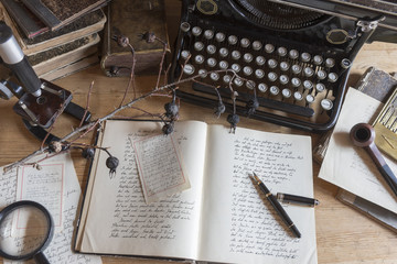 Stillleben mit Schreibmaschine 1