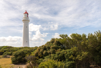 Fototapeta na wymiar Magnifique phare blanc en Australie