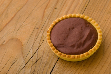 round chocolate tart