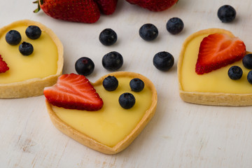 heart shape vanilla tart