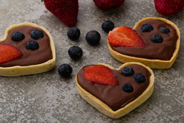 heart shape chocolate tart