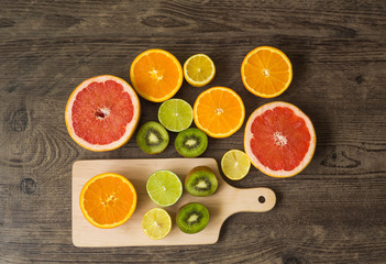 Slices fresh fruits.
