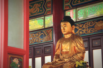 Bronze Buddha statue of in Chin Swee Temple
