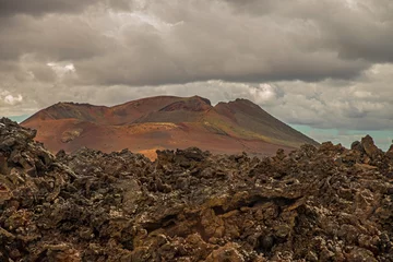 Foto op Canvas Paesaggio desertico di sabbia vulcanica nel Parco Nazionale di Timanfaya in Lanzarote - Canarie   © Gioco