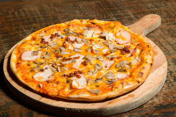 pizza with sirloin and mushrooms