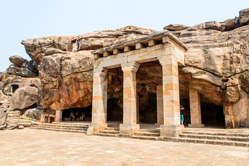 udayagiri khandagiri caves