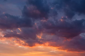 Crédence de cuisine en verre imprimé Ciel Fiery vivid sunset sky clouds
