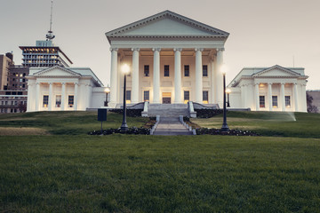Obraz premium Richmond - State Capitol Building