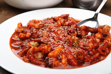 octopus stir fried with red paste