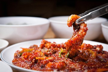 octopus stir fried with red paste