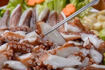 muneo sukhoe is Parboiled Octopus