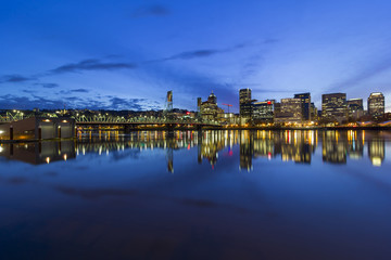 Fototapeta na wymiar Portland City Downtown Cityscape Blue Hour