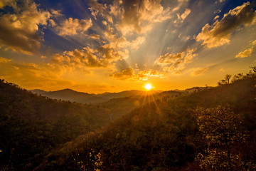 Obraz premium sunset in the mountai