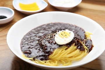 black-bean-sauce noodles