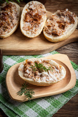 Hearty lard with greaves.