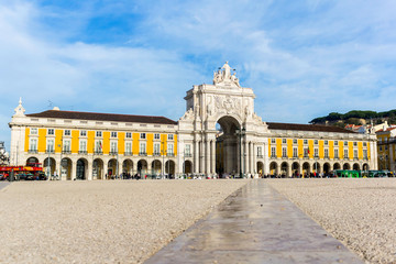 Fototapeta na wymiar Commerce Square (Praca do Comercio) in Lisbon, Portugal