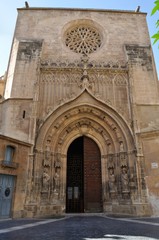 Puerta de Los Apóstoles de la catedral de Murcia