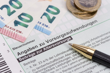 Altersvorsorge und Steuererkl&auml;rung f&uuml;r Finanzamt