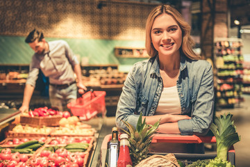 Couple at the supermarket
