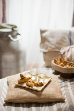 cantucci and vinsanto