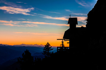 Obraz premium little church in the mountain