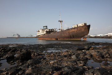 Relitto di nave merci