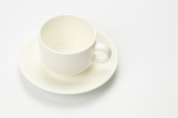 Obraz na płótnie Canvas empty white coffee cup on white background