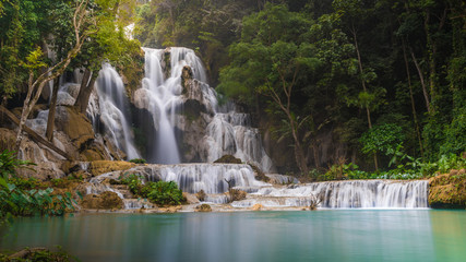 Fototapeta na wymiar Tat Kuang Si waterfall or Kouangxi at Luang Prabang, Laos
